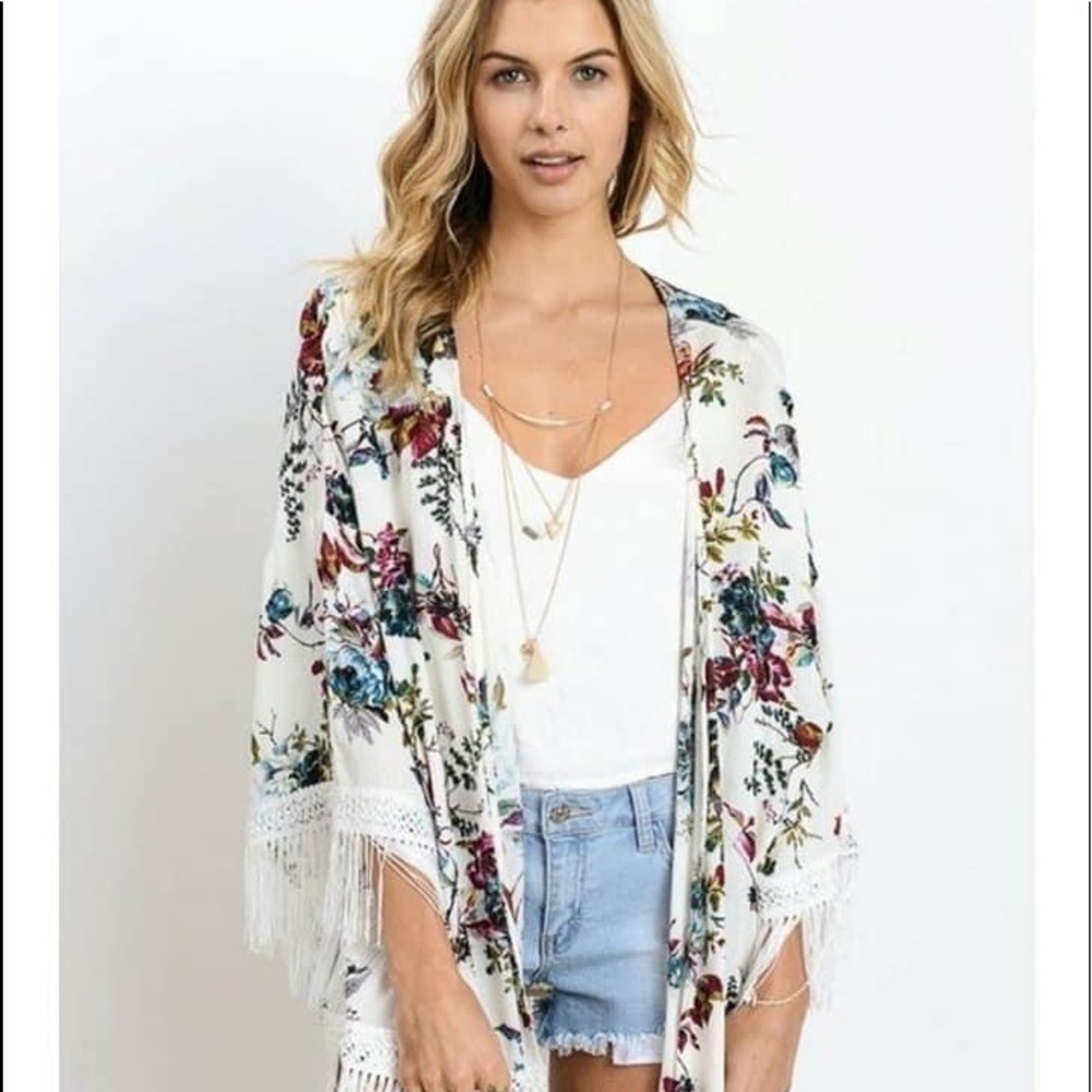 Jodifl Floral Kimono
